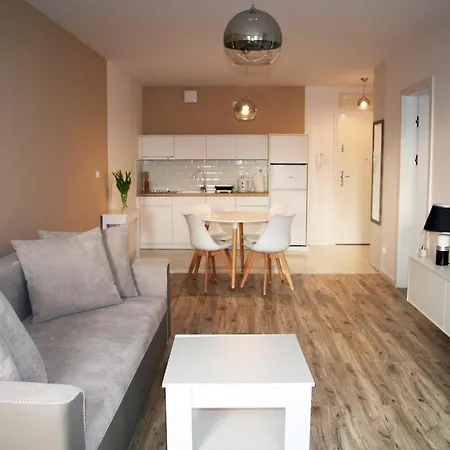 Apartament Platany Колобжег
